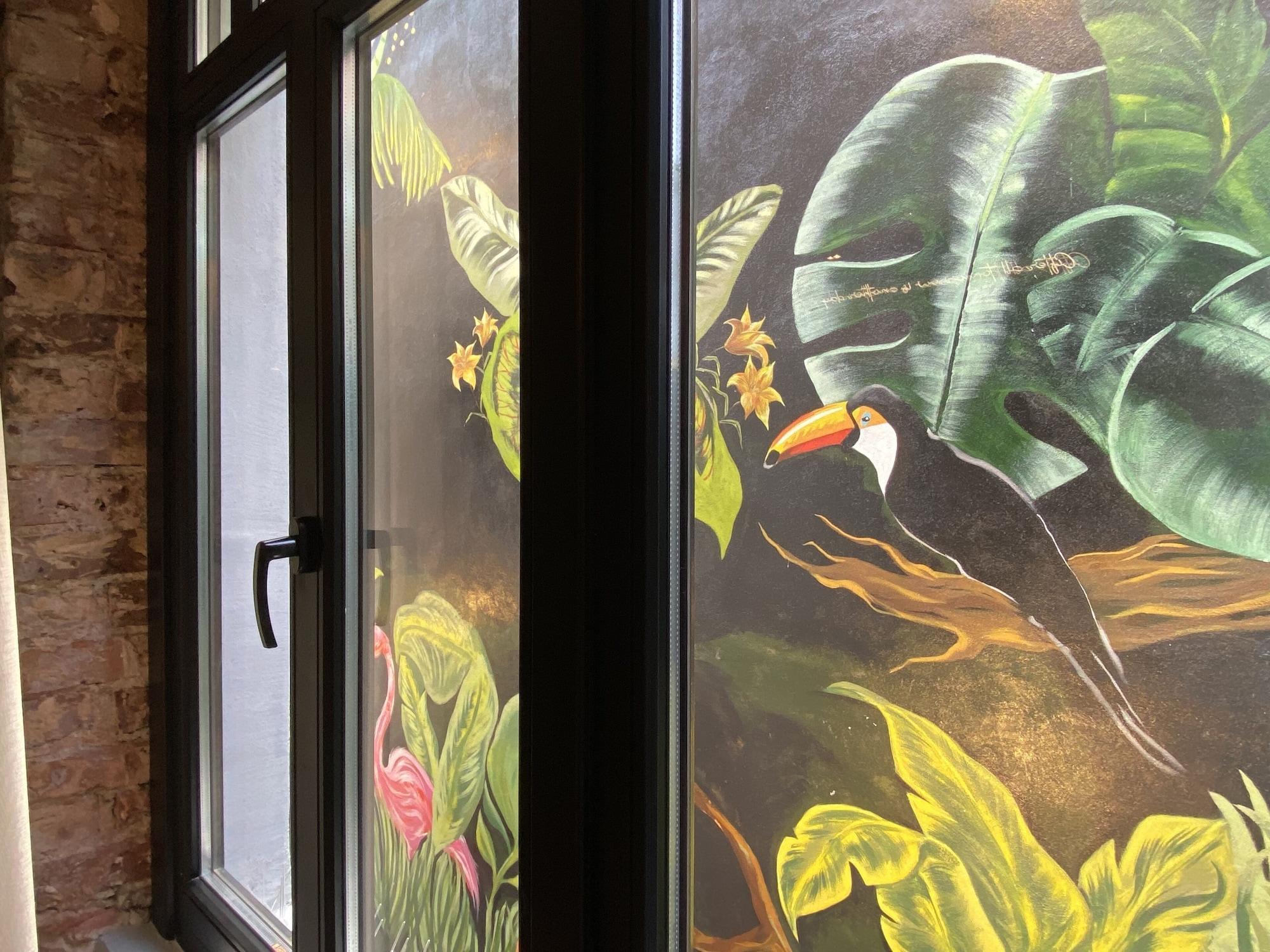 Ruz Hotels Isztambul Kültér fotó A mural in the lobby of the building